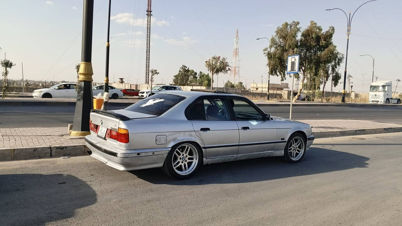 سلام وعليكم 540اصل وفصل موديل93 مكينه44كير توماتيك كير مكينه شرط فقط المكينه بيها صوت ضقطه ولباقي شرط دعميات ام ويل ام سنويه ال30شرط التحويل هزه بعدها جديده شلعه معده فول دبل وفر دبل جكمجه بجم عريض سياره بدون حادث شرط فقط. مشرحه سقف السعر 37وبيها مجال شي قليل بيع فقط مكاني موصل كوكجلي ***********

