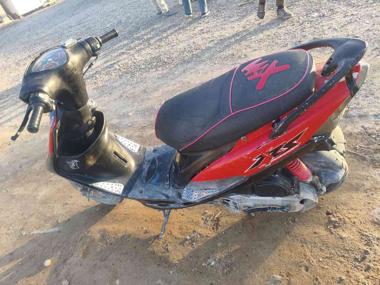 مكلف بلنشر دراجه ماكس عدله  مزوده  مانقصها شي  تكريت حولي الزهور رقم صاحب الدراجه ***********
