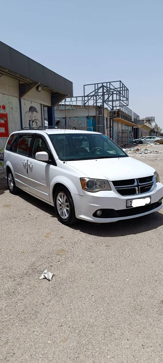 السلام عليكم ورحمة الله وبركاته
دوج كرفان موديل 2016 sxt محرك 3600

رقم بغداد انكليزي بأسمي مباشر

المواصفات معروفه مال sxt

تبريد تدفئه 3 قطع

كشنات بلع

ابواب والصندوق كهرباء

شاشة + كاميرا

حساسات

تدفئه بالكشنات

كشن كهرباء

تخم تاير جديد

تحكمات او قفل سرعه 

السياره ماشيه 128الف حقيقي

صور الحادث موجوده بالصور و ايضا السونار موجود

للإستفسار الاتصال عالرقم ***********

مكان السياره النجف الاشرف السعر 148 $ قابل للتفاوض
