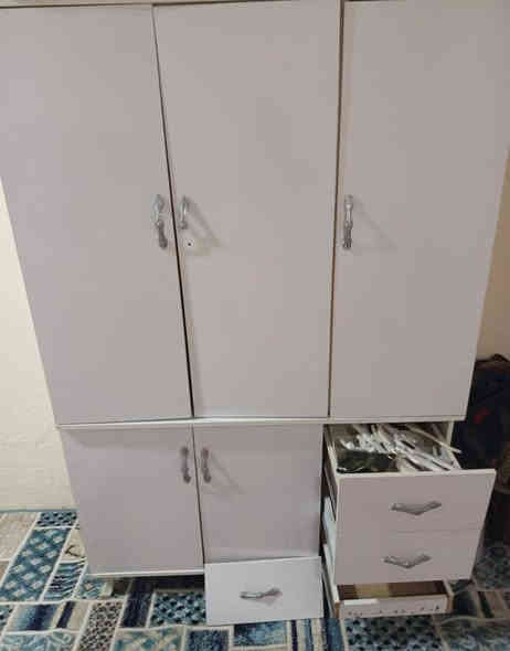 كنتور 3باب ضرره الباب مال جرار مشلوعه وتصير ما بيها شي اريده ب٨٥ وبي مجال بسيط عنواني بغداد ابو دشير 
الرقم ***********
