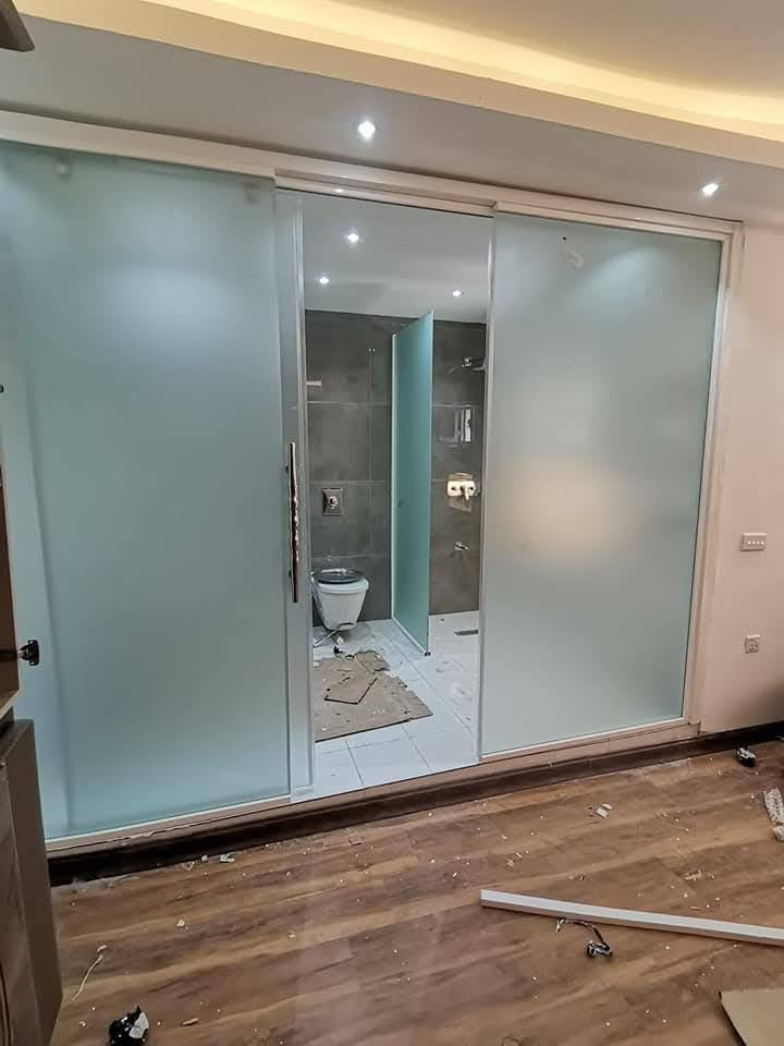 عمل كافة الزجاج السكيورتي بكافة الالوان والالمنيوم G60 زجاج مقسى حراري سكيورتي
***********
