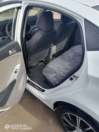 وبركاته للبيع اكسنت خليجي موديل ٢٠١٣ مكفوله من ضربه وصبغ للبيع للاستفس...