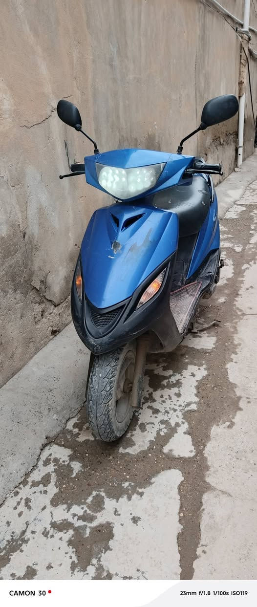 دراجة ماكس ياباني ١٤٠ دراجة خير من الله ونظيفة  محورلها كابريتر مال جني سرعة فول للبيع بسعر ٤٠٠ وبيها مجال 
***********
