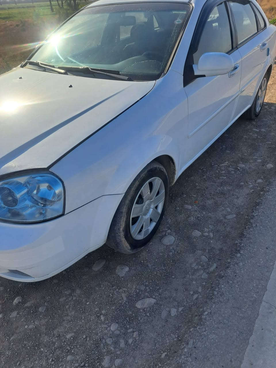 اوبترا موديل 2012 رقم اربيل رقم انكليزي كير عادي بيها شبر صبغ جاملغ الامامي الايسر السياره جاهزه كير ومكينه وحداديه جديده وشرط الفحص السياره استخدام شخصي  سعرها 83 وبيها مجال مكانها ديالى الاتصال***********
