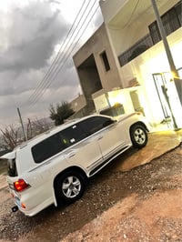 لاندكروزر • ٢٠٠٩ • ١٥٤٠٠٠ كم