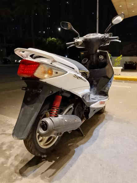 سلام عليكم دراجه سكنس فحل 140 نوزل خطين دراجه بلاديه مكينه برغي ممفتوح بيه دراجه كامله شلعه معدل فول كهربائيات كله شغاله شاشه إلكتروني  كلشي مناقصه دراجه السعر 750 المكان بغداد الكرخ قرب بانزين خانه العلاوي لستفسار ***********
