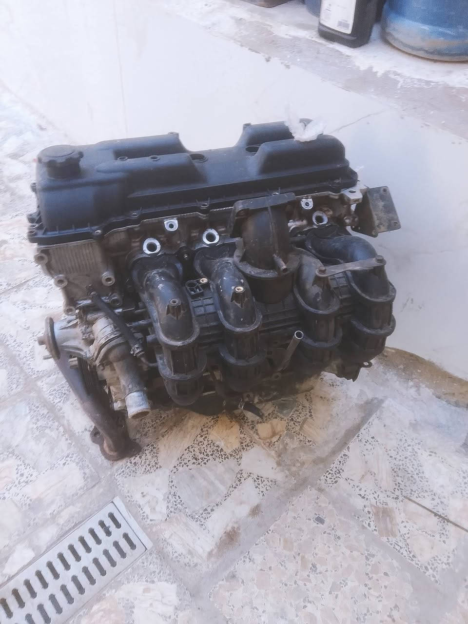 السلام عليكم
مكينة جنبي عالي للبيع بيها صوت براص العين الاول قبل لا يطلع الصوت لا تنقيص ولا تبخير و كمبريسر و دينمه و بور و عينه و صينيه و فلاوين للبيع مال حاويه 
للتواصل (***********)
