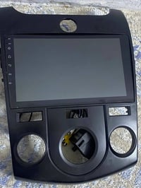 شاشه سياره كيه سيراتو ترهم جميع السيارات كاربلي الحديثه بيه مروحه داخل...