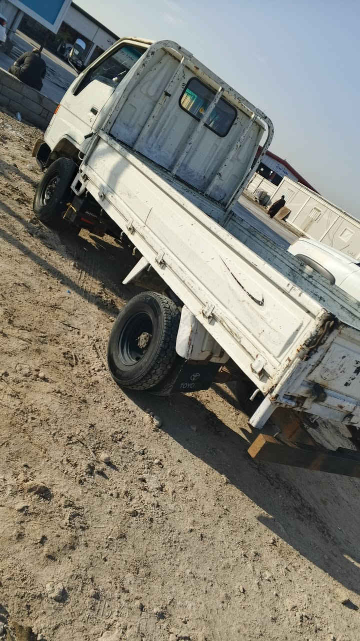 سلام عليكم 
تيوتا داينه 2000 محرك بانزين سياره بلسنويه كاز 
اله حصه كاز 40 التر سياره جديده مكفولة من صبغ ولضربه 
محرك جديد ثريواي جديد طخم تاير جديد العنوان الناصريه 
رقم بغداد راعيه بغداد ما اندله عنوانه بغداد الكرخ 
اتعهد باصولياته ولحجز ولسرقه ولطلب 
*********** السعر 35 وترهم مراوس كهربائيه توني مسويه كله
