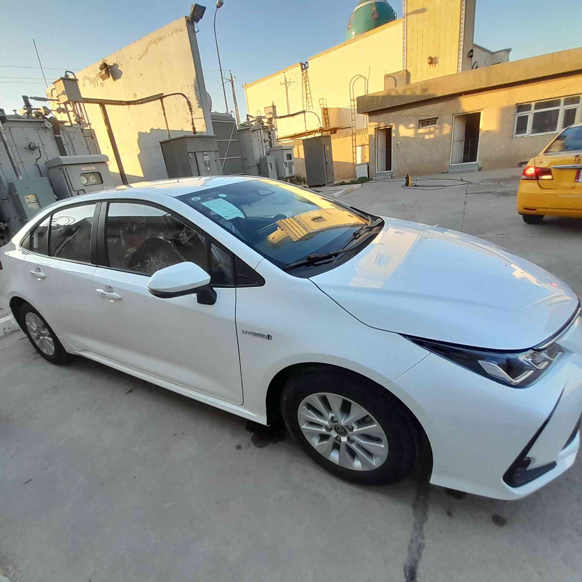 كورلا هايبرد ٢٠٢٤ ماشيه ١٧ الف
مكفوله ماعده طخه بالبنيد كدر اضفر 
شخوط بالدعاميات 
دوشمه جديده 
ارضيه تغليف جلد مع الجنطه مع كامره داش كام 
قماره حديد 
بغداد الدوره
السعر١٤٦
***********
