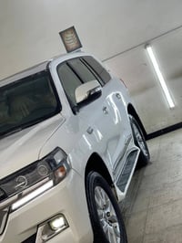 لاندكروز • ٢٠٠٩ • محدث ٢٠٢١