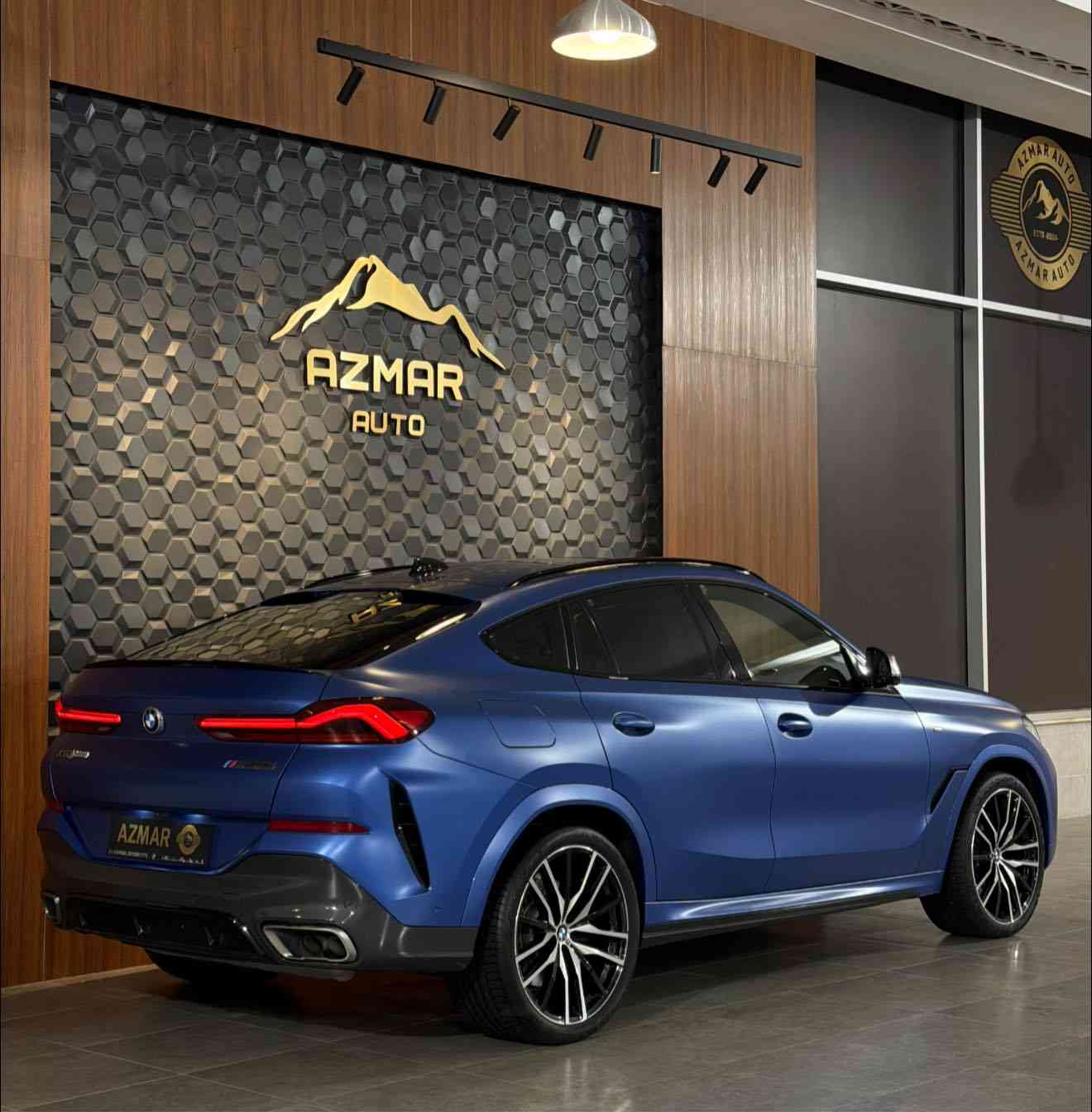 وحيدة بكل العراق
BMW X6 M package M50i خليجي وكالة العروش
ماشية 17 الف كيلو حقيقي احسبها زيرو 📦📦
موديل : 2021
مواصفات السيارة طلب خاص فول الفول ١/١
لون مميز🔵🔵

بنوراما sky lounge
داخل احمر ( تدفئة و تبريد و ميموري و كهربائي)
رادار جبير و حساسات
لايتات ليزر
داتاشو
٥ كامرات
بردات
عطر بالدشبول
‏M بكج بلادية
انضمات قيادة بيها ( sport - sport plus - sport individual - comfrot - eco - eco pro - comfort plus)
شاشات خلفية بلادية
تحكمات كامل ستيرن
كير كرستالة
انارات داخلية تتغير الالوان
و بعد هواية مواصفات متنذكر

مغلف PPF ضمان ١٠ سنوات
السيارة بيها باج تضليل نسبة ٪؜٨٠
السيارة كل سيرفساتها بالشركة و مسويلة 
مكفول من جكة الابرة

للاستفسار : ***********
العنوان : السليمانية المعارض الجديدة شركة ازمر اوتو معرض رقم ٣٤
