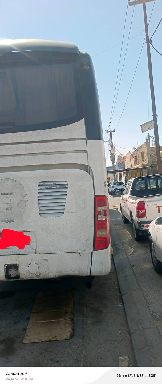 السلام عليكم باص نوع مان محدث مارسدس مكينه وكير الفينيه السياره خير من الله جاهزه كهربأيات تخم تاير مديل 2009رقم سليمانيه تبريد خير من الله مكان بصره مامتواجد علنت ***********
