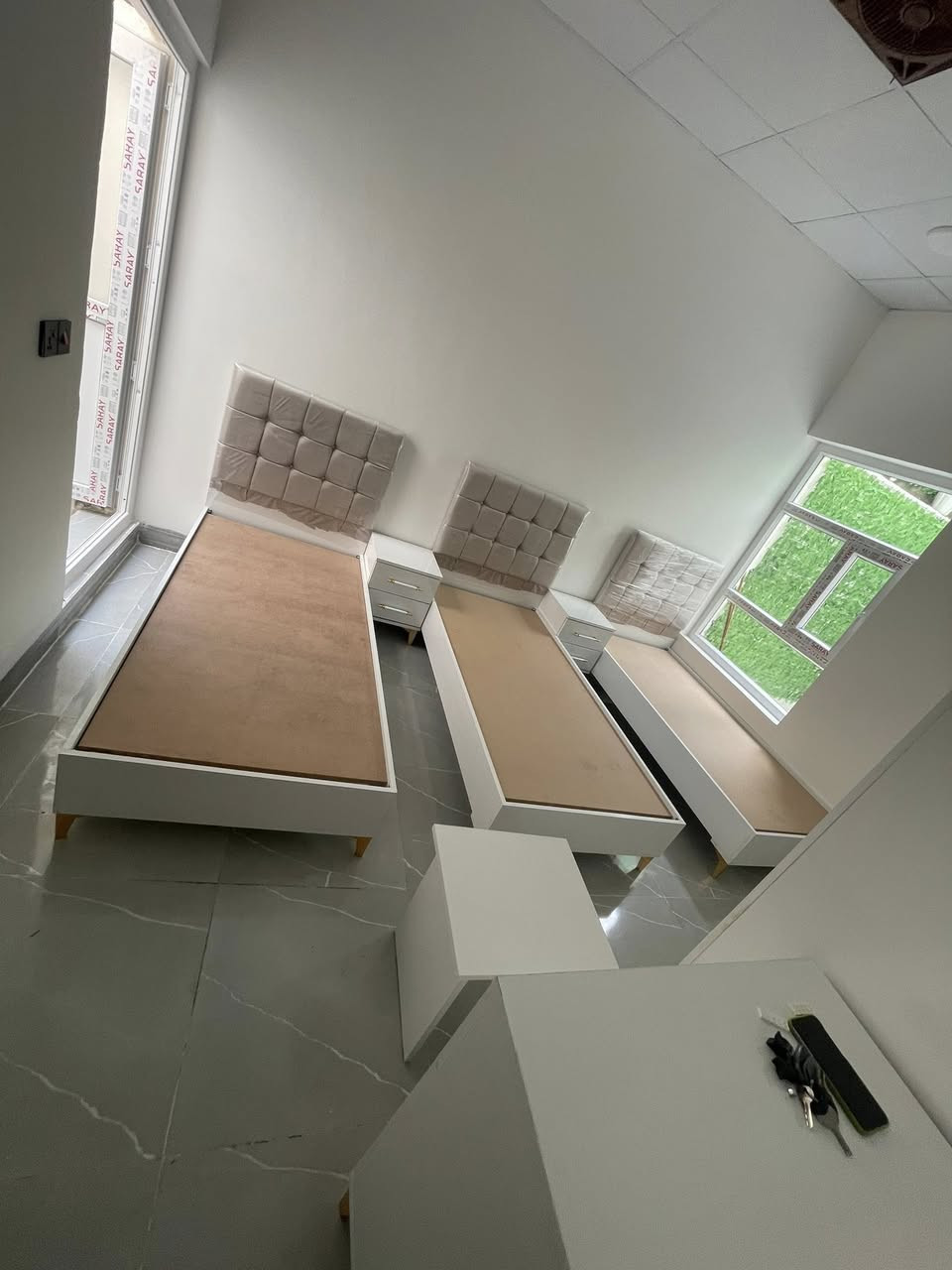 ❤️موبيليات التون❤️غرف نوم شبابي وديكورات مميزة  غرف نوم اطفال غرف نوم عرسان❤️يتوفر جميع الالون حسب طلب الزبون❤️والموديلات واجعل اثاث منزلك مع مطابخ❤️للاستفسار الاتصال ع رقم***********❤️او واتس❤️كركوك حي واسطي مجاور مول حاجي زياد اومقابيل صالون هيلين❤️موبيليات التون❤️
