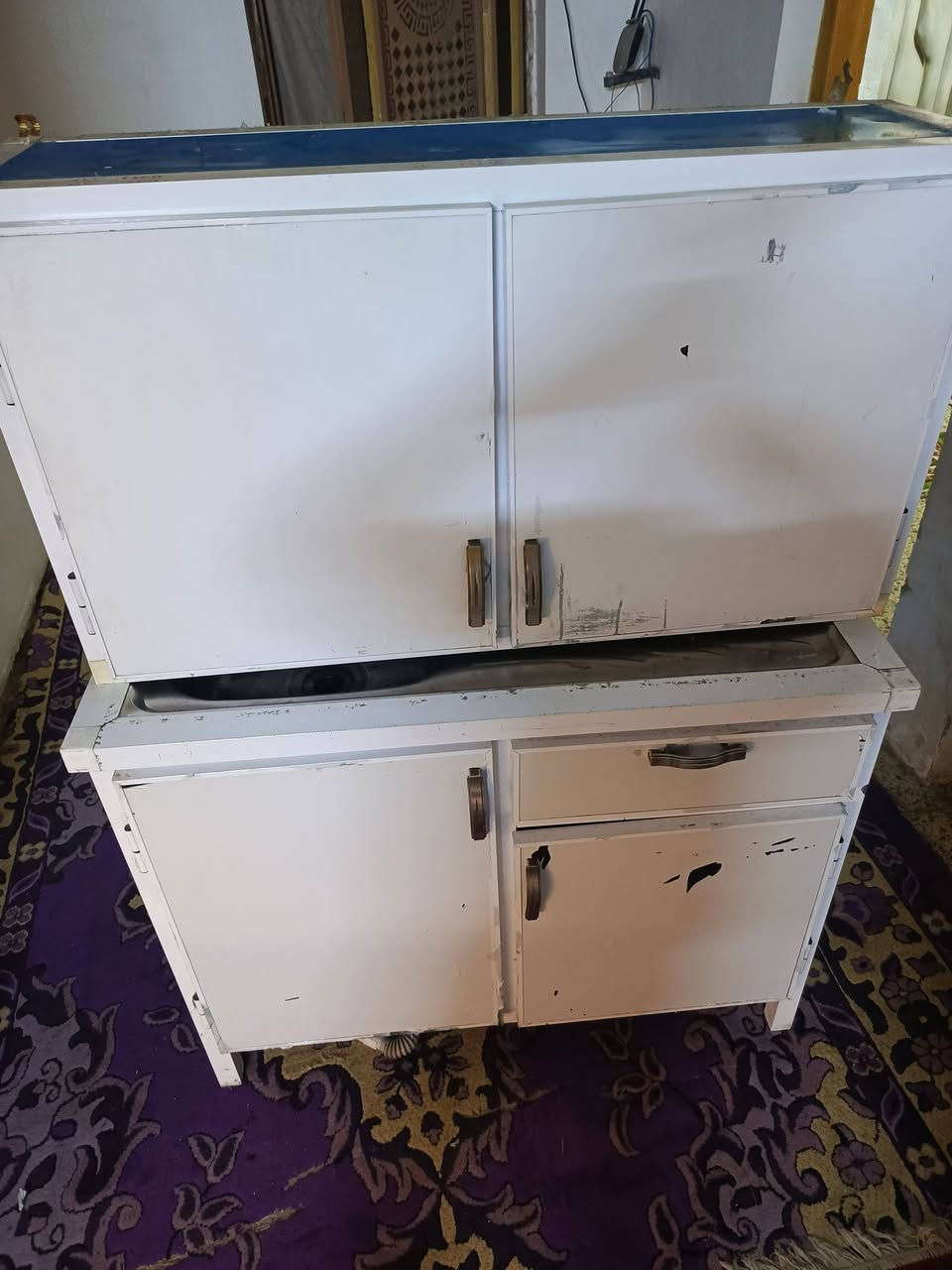 سلام عليكم غرفه نوم 5 قطع وياها دوشك وجربايه صوميه تفصال مفصليها غساله13 كيلو تغسل بطانيه كاونتر قطعتين سنك وملحق وثلاجه يرادلها ترتيب قفلهن 450 كلهن مكاني بغداد بلديات المعسكر *********** اليريدهن يجي خاص ادزله فيدو للغرفه مستعجل عليهن نهايته 450 قفل مابيهن مجال كلش
