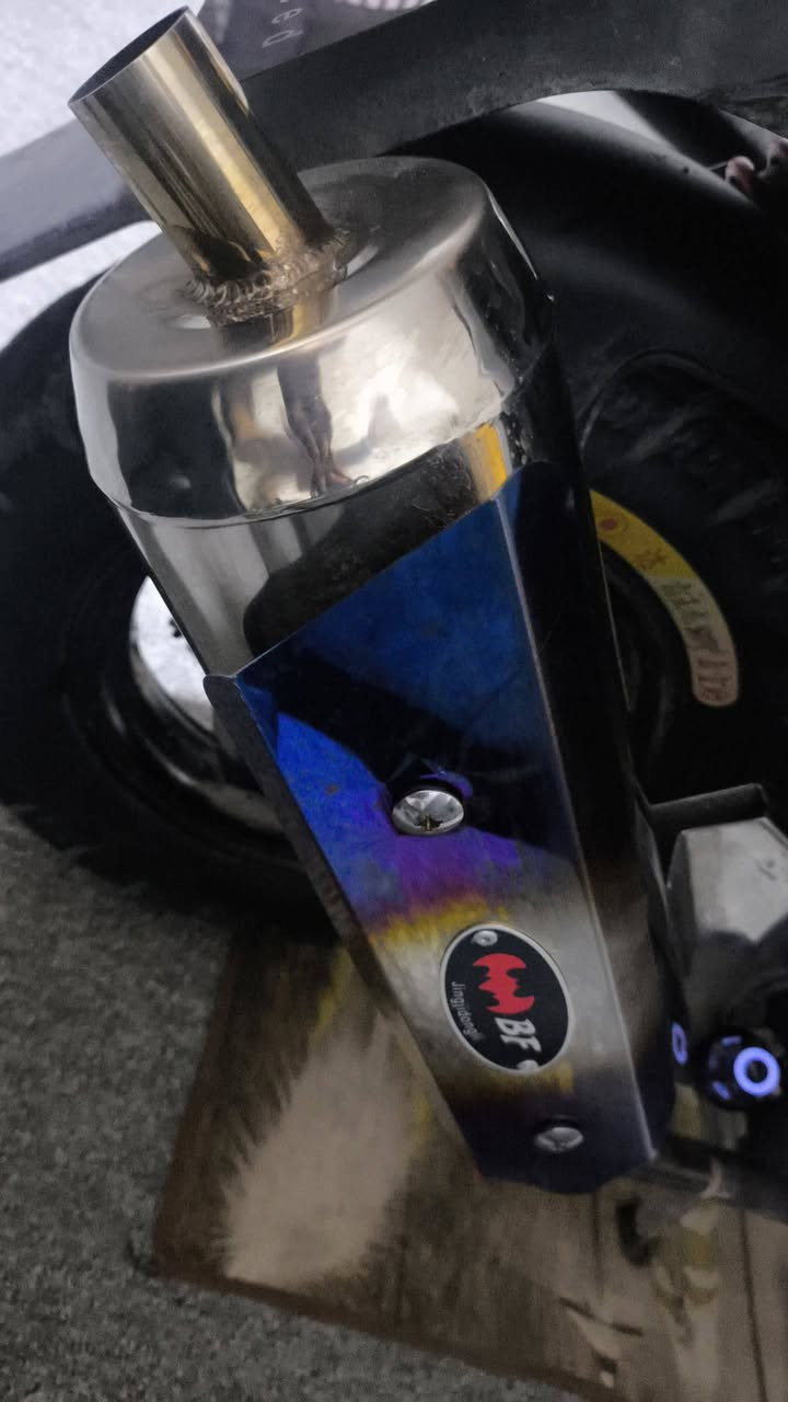 سلام عليكم ماكس عدله 49
1-بيه سلف رياضي 55

2-قاعده رقم سبع الوان كوسو  

3-صالنصه رياضي سبع الوان 

4-قبق مروحه ازرك ساو

5-يدات بريك ازرك ساو 

6-قطره دهن زركه 

7-ماسكه مال سيم بريك امامي زركه

8-قبق هندر جديد الله شاهد 

9-كلج امامي 

10-كلج خلفي كامل هوه وصفاكاته 

11-قايش جديد 

12-دبل فلتر بانزين 

العنوان كربلاء الحر 

السعر 550 وبيه مجال 

للأستسفار ***********
