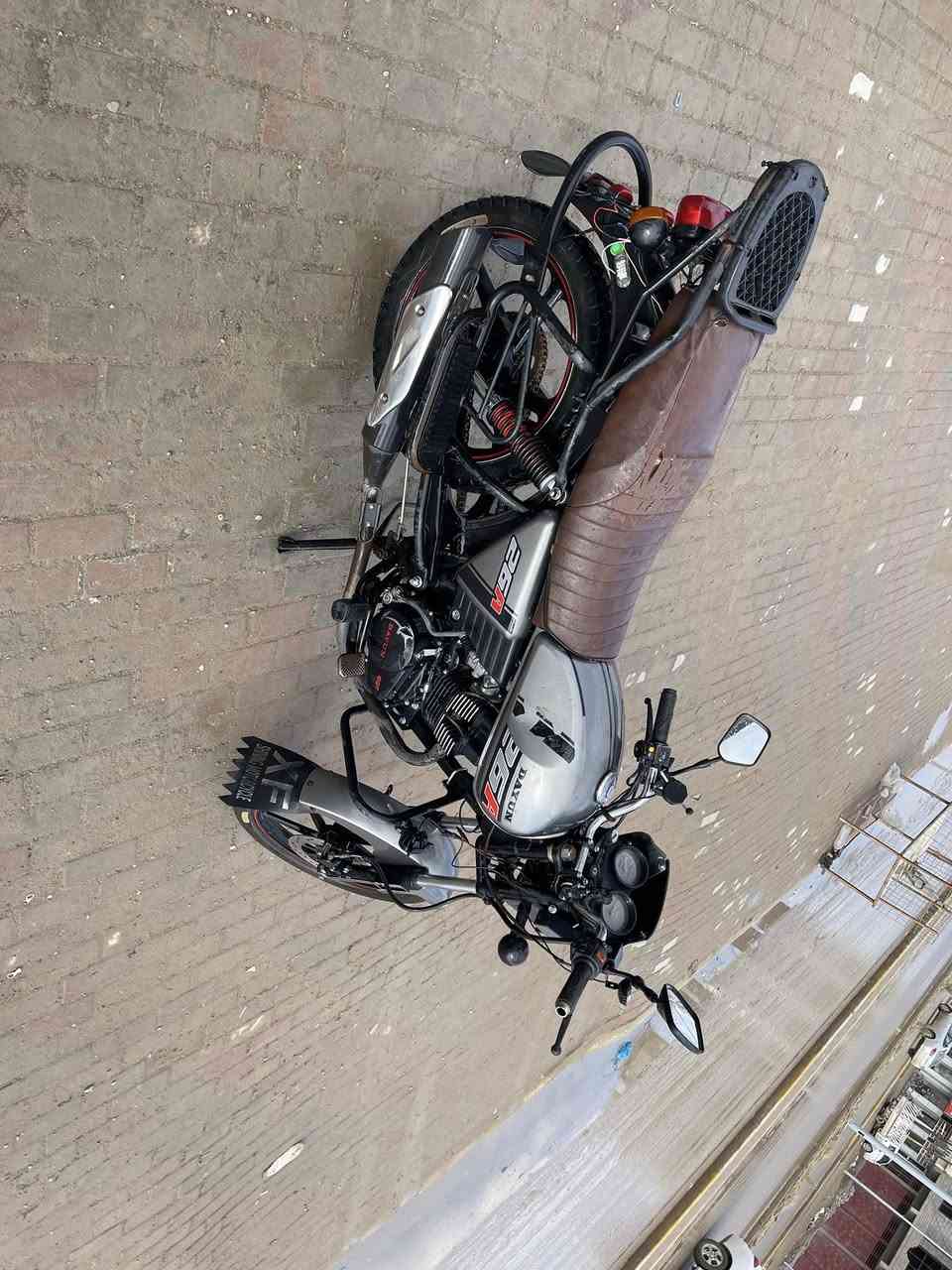 سلام عليكم دراجه داي وان أرواق أصوليه دراجه ما ناقصها شي موديل2023للبيعالسعر مليون و 200 غير متواجد بس اتصال هاتف ***********
المكان الحولي المثني غسل المدينه
