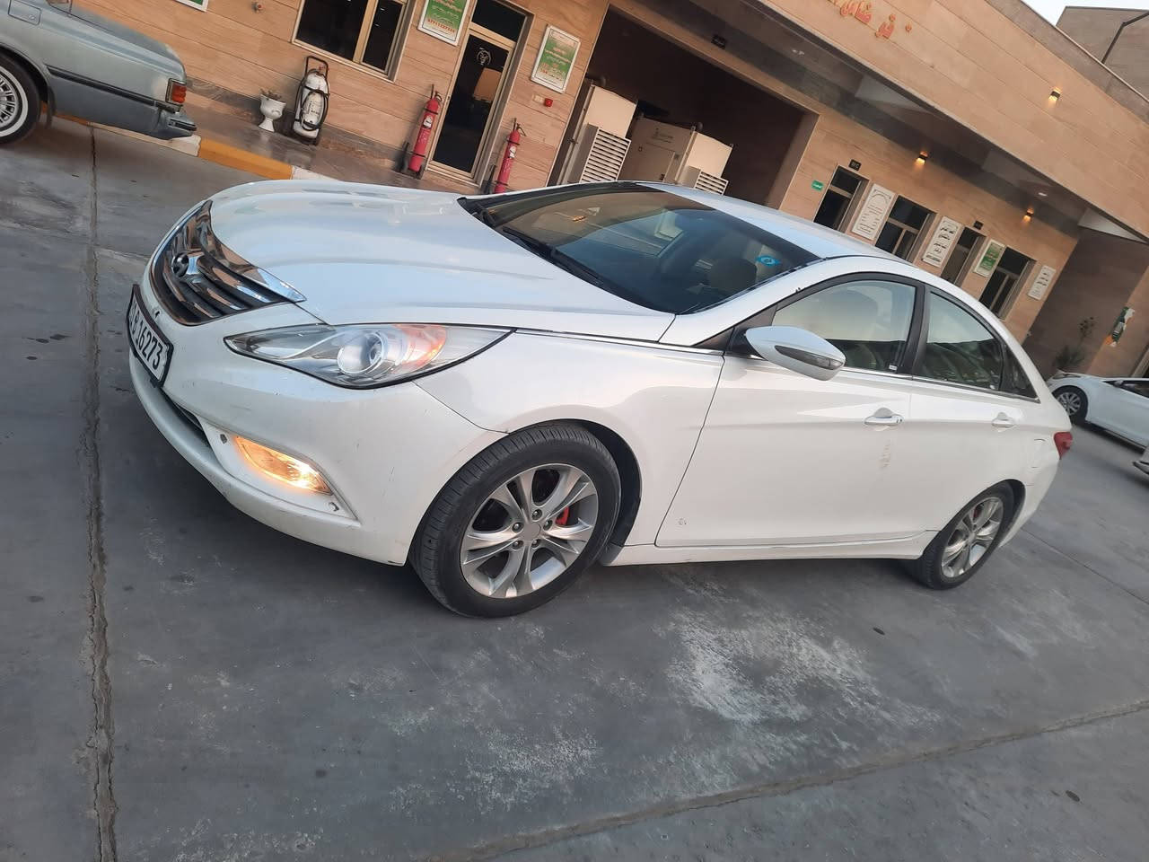 سوناتا موديل2011 خليجي سونار موجود بالمنشور مكينه وكير 2400 دوش جدا رقم بغداد مشروع وطني تبريد تدفئه كله شغال حداه السعر 95 وبيها مجال شراي يتصل مكلف بالنشر مكان السياره الناصريه مركز المدينه ***********
