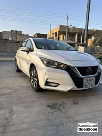 نيسان • ٢٠٢٠ • باب مصبوغ