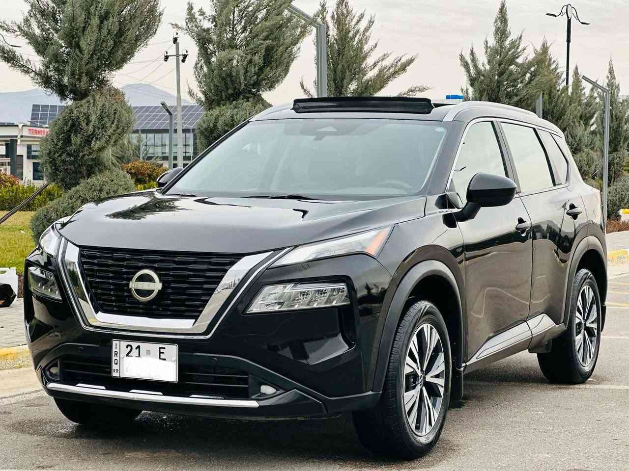 Nissan rogue SV plus AWD 2023 

نیسان ڕۆگ ٢٠٢٣ مەکینە ٣ پستۆن تۆربۆ 
سەیارەکە ١ پارچەی بۆیاخە تەنها بۆنید بێ ناو گرتن 
فوول مواسەفات  ...... دەبڵ ئەکسل AWD 
پانۆراما/ بەسمە/ شەغال/شاشە گەورە/کامێرا/ پەردەی شەریکە/
٤ جام کارەبا و ئۆتۆ / تەبرید مەرکەزی/
ئۆتۆ هۆڵد/ برێک بەسمە /ئۆتۆ ستۆپ/
کامل رادار / ڕاداری پێش و دواو تەنیشت و ئاوێنە/
ڕاداری خەتی جادە سوکان کۆنترۆل / کوشن هیتەرو کارەبایی/ سوکان هیتەر 
سوکان ڤۆلێۆم و تحديد سورعه 
ناوی ٢ ڕانگ / دەرگا بەسمە بە پێی دورو نزیکی دا ئەخرێت و ئەکرێتەوە/سندوق بەسمە/
گێڕ ئۆتۆماتیک و عادی/  گێڕشەفت/ 
٥ مۆدی لێخوڕین 
_snow  Eco _ normal _sport
لایت ئۆتۆو و زینۆنە لایت و بەگ لایتی لیدە پێش و دوای 
گێڕ و مەکینەی لۆکە ماشاءالله بە شەرت 
تازە ڕۆنی مەکینەم بۆ گۆڕیوە 
سەیارەکە لۆکە ماشاءالله تەنها ٢٥ مایل ڕۆشتوە 
ڕەقم سلێمانیە سەنەوی تازەیە بە ناوی خۆمەوەیە تا ٢٠٣٠ تەحویل و غرامە بە شەرت 
سعری ١٧٢ و معامەلە
***********
______________
Nissan Rogue 2023 SV 
نيسات روج ٢٠٢٣ SV 
ماشيه ٢٥ ميل فقط سيارة جديدة 
ملاحظة// سيارة بي بنيد صبغ فقد بدون دواخل 
رقم سليمانية سنوية و هزة جديدة بأسمي لنهاية 2030 
 سيارة جديدة ماشاءالله محرك كير مكفول بشرط ...
المواصفات : فوول 
بانوراما:
شاشة كبيرة لمس+كاميرا 
بردة شركة 
دشبول ديجيتال 
بصمة تشغيل
بصمة ابواب
بصمة صندوك شفت 
هاند بريك بصمة 
تشغيل عن بعد
اوتو ستوب 
كشنات كهربائي 
دخول ذكي عند التقرب
لايتات خلفي وامامي زينون فولل
لايتات و بگلایت ليد و زینون بلادي 
رادار امامي (تحديد مسار)
رادار جانبي (نقاط عمياء)
رادار خلفي (تحذير من الاصطدام)
حساسات جانبي و خلفي 
تبريد قطعتين لمس
ويل كروم
تحكم وضعيات القيادة...Drive Modes وضعيات 5
كير اوتوماتيك و عادي 
٥ مود Eco _ normal _ sport _ snow 
هاند بريك بصمة
اوتو هولد Auto Hold
مانع انزلاق+ABS
مكان السيارة :سليمانية 
سنوية و هزة جديدة بأسمي لنهاية سنه ٢٠٣٠
***********
سعر ١٧٢ و مجال السليمانية, العراق
