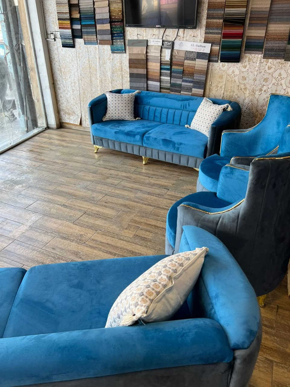 تخمً جديد 8 مقاعد للبيع
الحريه البستان مقابيل مدرسه سكينه 
***********
واتساب او مراسله الصفحه
