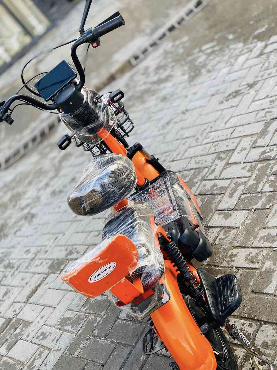 سلام عليكم عدي دراجه شحن لبيع دراجه جديده بطارياته جديدات حجم 14دراجه جديده عنوان بغداد بل مدينه مال صدر لسعر 225 وبيه مجال رقم لهاتف ***********
