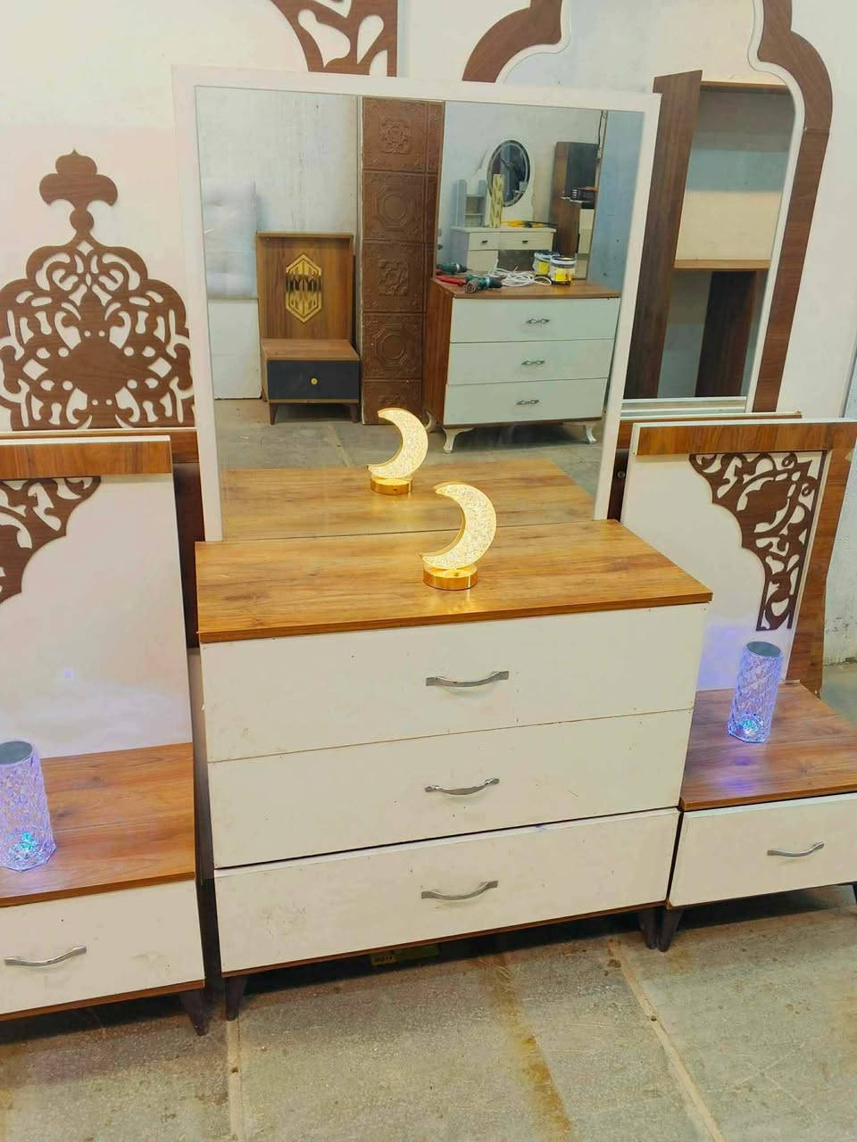 غرفة نوم مستعملة🇹🇷
 نضافة 90 ٪💯فول نضافه
عدد القطع /5 سلايت💢
سعرها 400 💸
شد ونقل داخل بغداد مجاني🚛
يوجود توصيل محافضات 🚛


**إذا كنت صاحب هذا الإعلان وتريد حذفه لأي سبب، رجاءا أرسل رسالة إلى الدعم الفني**