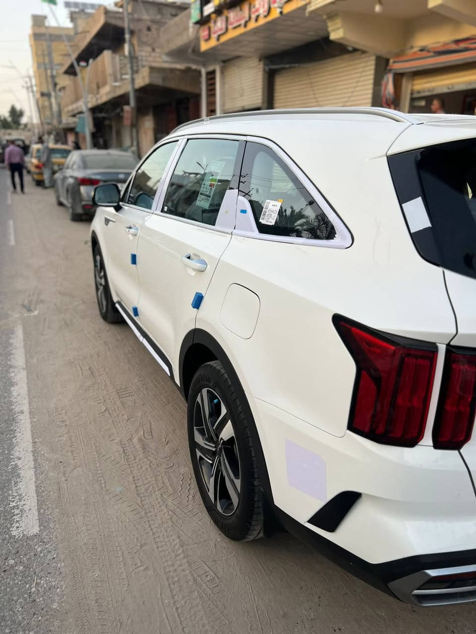 سورنتو23 زيرو زيرو تقريبا خليجيه الشركه الدوليه ام الضمان 6 سلندر 7 راكب مكفوله كفاله من كل شي رقم بغداد ترقيم جديد دولي باسمي لاتزال بالفابلون والكتالوجات واللواصق قماره حديد مدوشمه ومفروشه وسعر مناسب ورقمي *********** وات ساب
