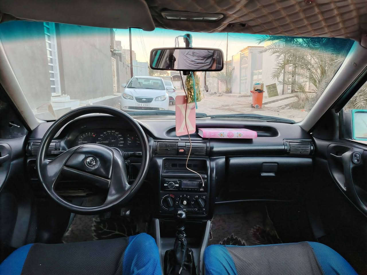 سلام عليكم مر خصت الدمن
عدي هاي السياره وبل استره
مكينه جديده
كير جديد
حداديه وره وكدام جديده
السياره كبل لشارع
شلعتها تخبل
كشرها شوف عينك جديد
السياره حلوه
سعرها 35 وبيها مجال حك الجيه
للاستفسار ***********
موديل ١٩٩٣
السياره اتريك للبصره
المكان نجف
