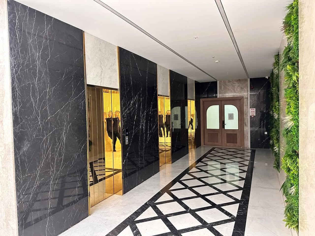 White tower studio furniture for rent 350$ 
67 meter WhatsApp 009647502002001 

Beyaz kule stüdyo daire mobilyası kiralık 350$
67 metrekare WhatsApp ***********

أثاث استوديو وايت تاور للإيجار بسعر 350 دولارًا أمريكيًا
مساحة 67 مترًا مربعًا
للتواصل عبر واتساب: ***********

 ستۆدیۆی وایت تاوەری راخراو بۆ کرێ 350$ 
67 مەتری واتسئەپ ***********
