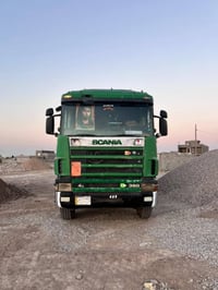 سكانيا 2000تخم تاير  كفاله عامه  باسمي مجموعه جيف مكينه انجكتر للاتصال...