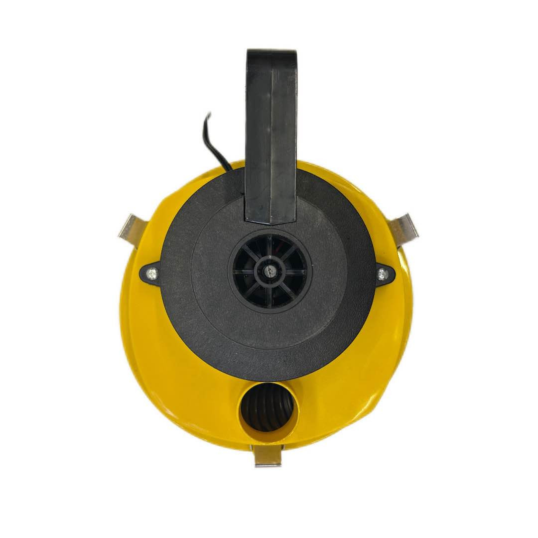 محمولة متعددة الاستخدامات تعمل على ولاعة السيارة DC 12V

مثالية للتنظيف الجاف والرطب داخل السيارة أو المنزل

تجمع بين قوة الشفط وميزة النفخ، مع تصميم خزان 1 جالون سهل التفريغ

 تنظيف الغبار والأوساخ من المقاعد وأرضية السيارة
 
إزالة السوائل المنسكبة بسهولة (Wet & Dry)
 
 استخدام أداة الفوهة للوصول إلى الأماكن الضيقة والزوايا
 
 تنظيف السجاد والمفروشات بفرشاة خاصة
 
 استخدام منفاخ الهواء لنفخ البالونات أو تنظيف الزوايا الدقيقة
 
 أداة خاصة لتنظيف الطفايات ومنافض السجائر

 التشغيل: DC 12V (قابس ولاعة السجائر)
 
 الجهد الكهربائي: 93-120V
 
 سعة الخزان: 1 جالون للأوساخ والسوائل
 
 أنبوب مرن بطول 1 متر لسهولة الحركة
 
 منفذ شفط + منفذ نفخ
 
ملحقات: فرشاة خاصة للسجاد – فوهة للأماكن الضيقة – أداة نفخ – أداة تنظيف المقاعد والرماد
 
تصميم صغير محمول وخفيف الوزن بغداد, العراق


**إذا كنت صاحب هذا الإعلان وتريد حذفه لأي سبب، رجاءا أرسل رسالة إلى الدعم الفني**