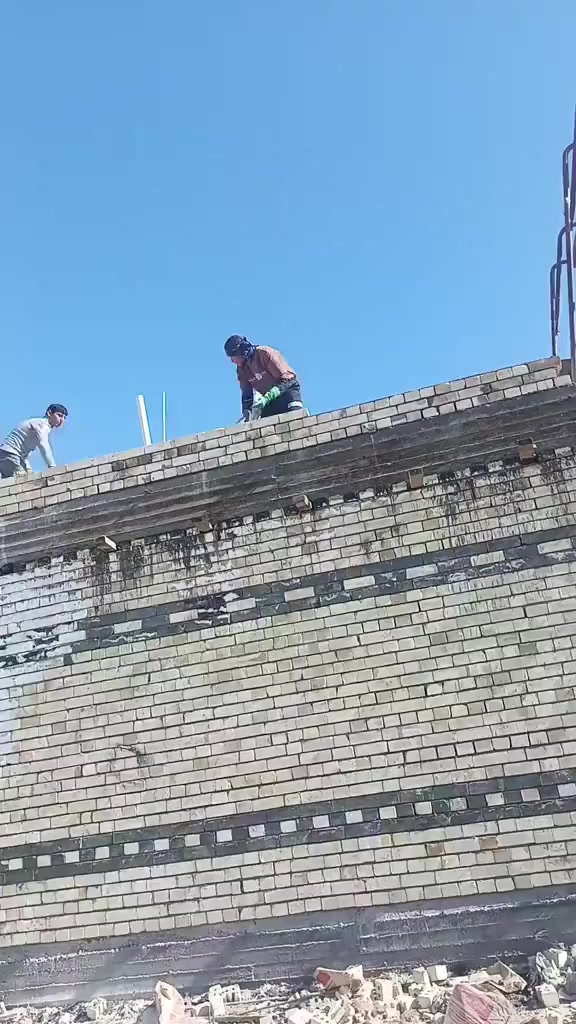 بناء درجه اوله نضافه وشغل مرتب ومصاطر ***********
