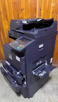 Kyocera TASKalfa 2551ci • مكنة تصوير ملونة • حالة زيرو