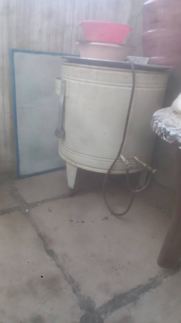 مبردةالونا الاصلي ب٥٠ وتنور نظيف جدا ب٥٠ مكاني الدورة


**إذا كنت صاحب هذا الإعلان وتريد حذفه لأي سبب، رجاءا أرسل رسالة إلى الدعم الفني**