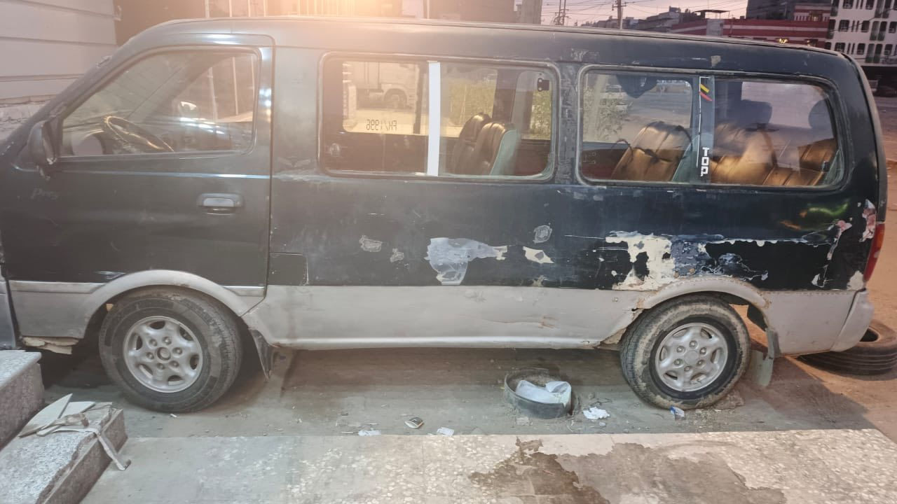 كيه بريجو  موديل ٩٧ مصفره هيه وغرامه رقم نكليزي.  كير مكينه كفاله  بسمي وهاذا رقمي للشراي سعر ٤٢      ***********  عنوان بغداد
