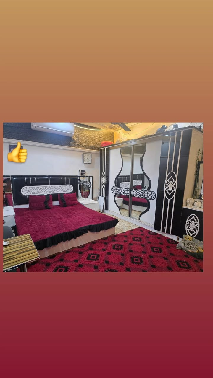 غرفة تركية للبيع ب٣٠٠ وبي مجال لتواصل ***********
