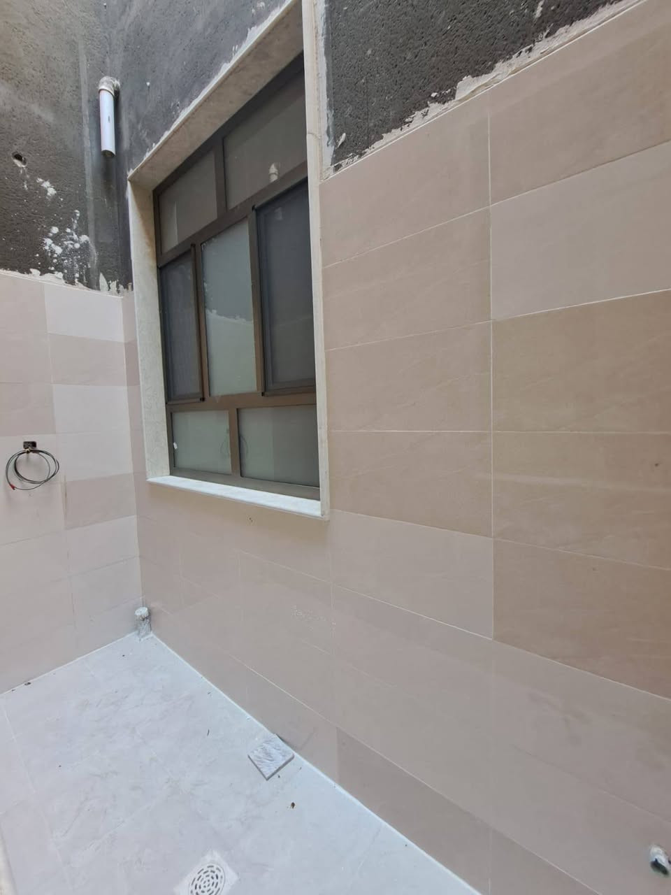 تم تثبيت الأبواب وشبابيك  لأحد الزبائن في 36
مواصفات العمل: أبواب نصف جام ونصف الالمنيوام، وأبواب ثقيل دبل جام.
القواطع: سراي تركي.
العنوان: السماوة الشرجي، خلف الكراج، الطوابق الجودة والثقة عنواننا.
معمل الألمنيوم أهل التسامح بإدارة حسين أبو محمد.
للتواصل عبر واتساب: ***********
####@@@@
