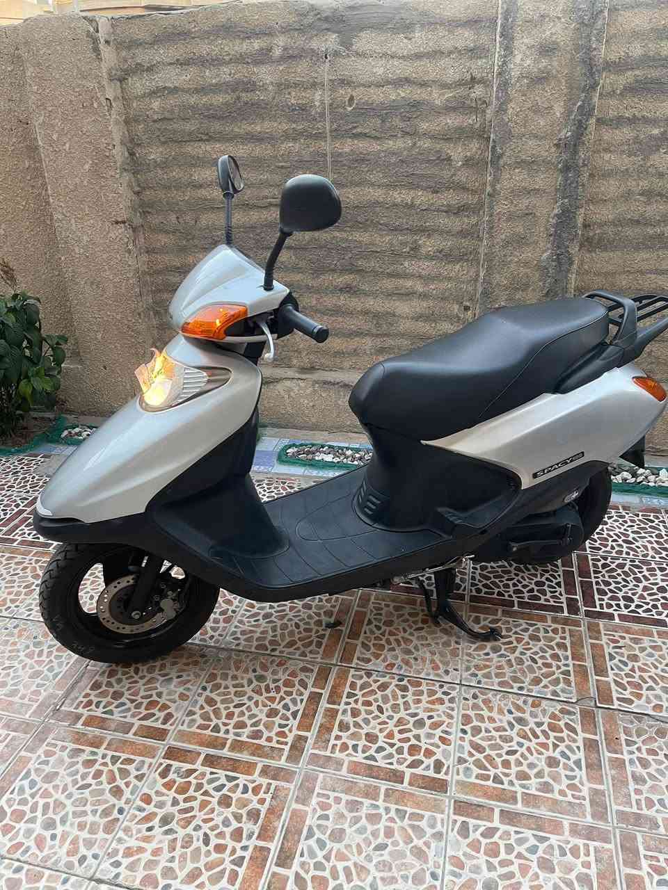 دراجه سبيسي رمبه ياباني لون رصاصي نضيفه مكفوله رايدها مليون و400
— في ‏‏الكوت‏، ‏محافظة واسط‏‏.


**إذا كنت صاحب هذا الإعلان وتريد حذفه لأي سبب، رجاءا أرسل رسالة إلى الدعم الفني**