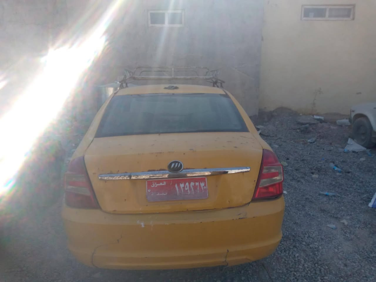 السلام عليكم سياره ليفان حجم520
رقم بغداد موديل 2011 مكينه وكير كورلا
صاحبها الشرعي بالموصل تريد وكاله او تحويل
سياره شغاله  شرط مامسجل على كوبون بانزين 
سعرها 10 $ وبيها مجال مستعجل علبيع
لتواصل رقم *********** صاحب السياره
