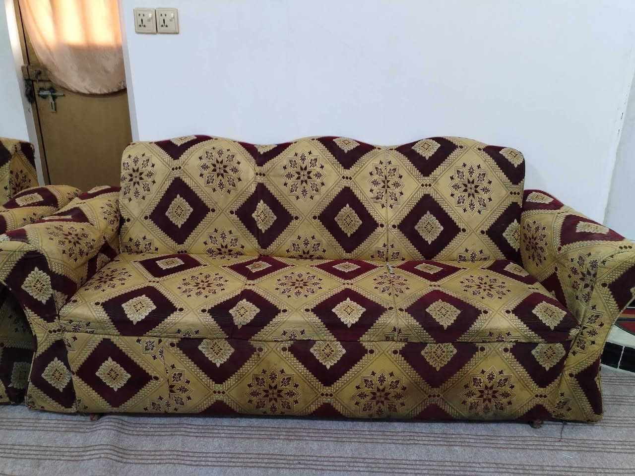 السلام عليكم
قنفات للبيع
6 قطع 
2 كبار
4 صغار
السعر 250


**إذا كنت صاحب هذا الإعلان وتريد حذفه لأي سبب، رجاءا أرسل رسالة إلى الدعم الفني**