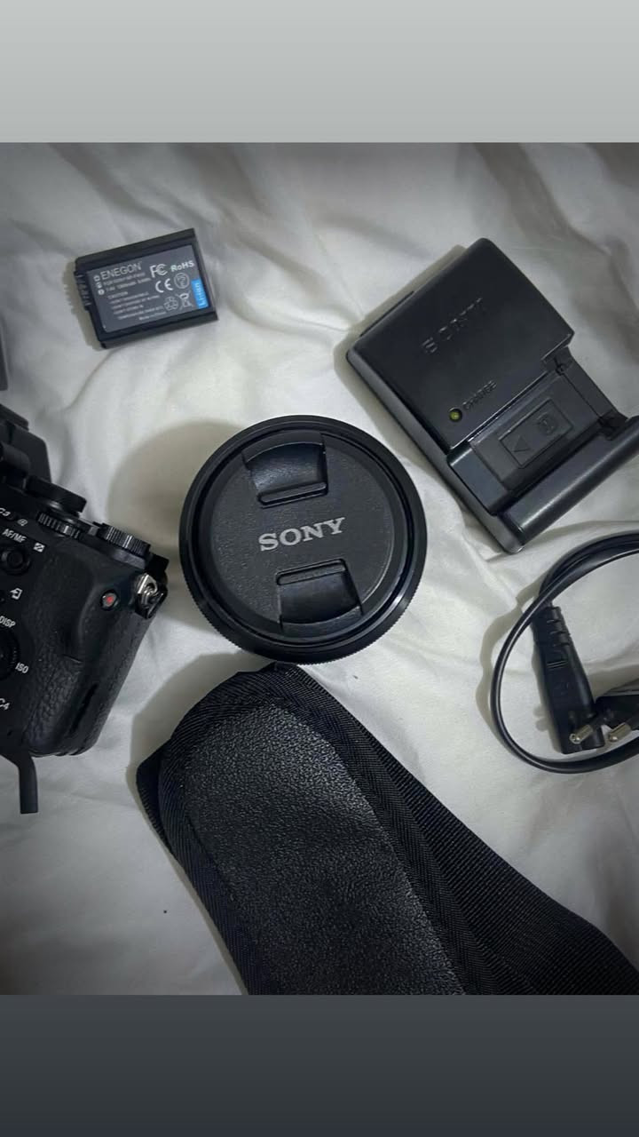 سوني 7ll

نظافه 98‎%‎ 

استعمال قليل جدا 

ملحقات 

بطارية عدد 2 
عدسه 
جنطه جبيره 

شاحنه اصليه 

للبيع مكاني الكوت مركز مدينه 

السعر (***********)

او مراسله الخاص
