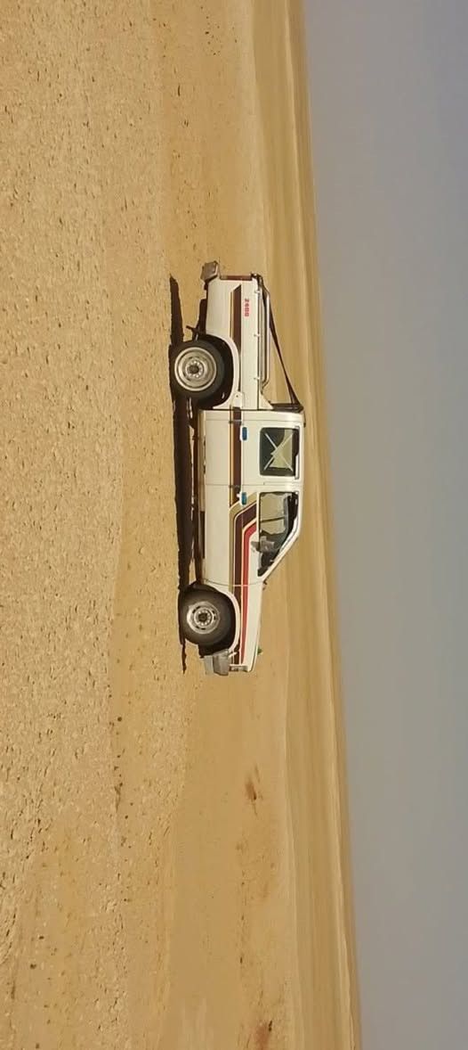 سلام عليكم نيسان موديل 1990البيع مكفول محرك وكير وشاصي طخم تاير جديد كهربايت  كلا شقاله  ماعيزه برقي واحد رقم دولي سنويه جديده30 سعر 35 مكان سياره ذي قار تقطع البطحاء رقم  ***********واتساب رقم ثاني***********
