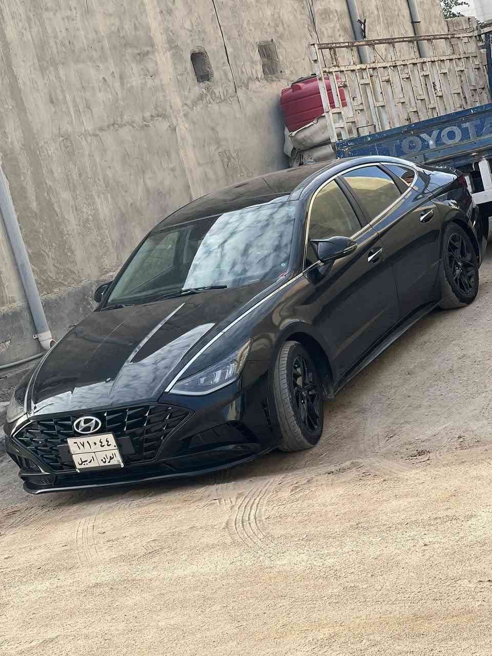 سلام عليكم سوناته وراد امريكي لبيع مديل ٢٠شكل٢٠٢١بيه ٣قطع تبديل بيه شويه بارد أنا أبيع نفس ما اشتريت كومت حديد سياره فول موصفات مكينه ٢٥٠٠سعرها ١٥٠بيه مجال عنوان بصره رقم هاتف***********
