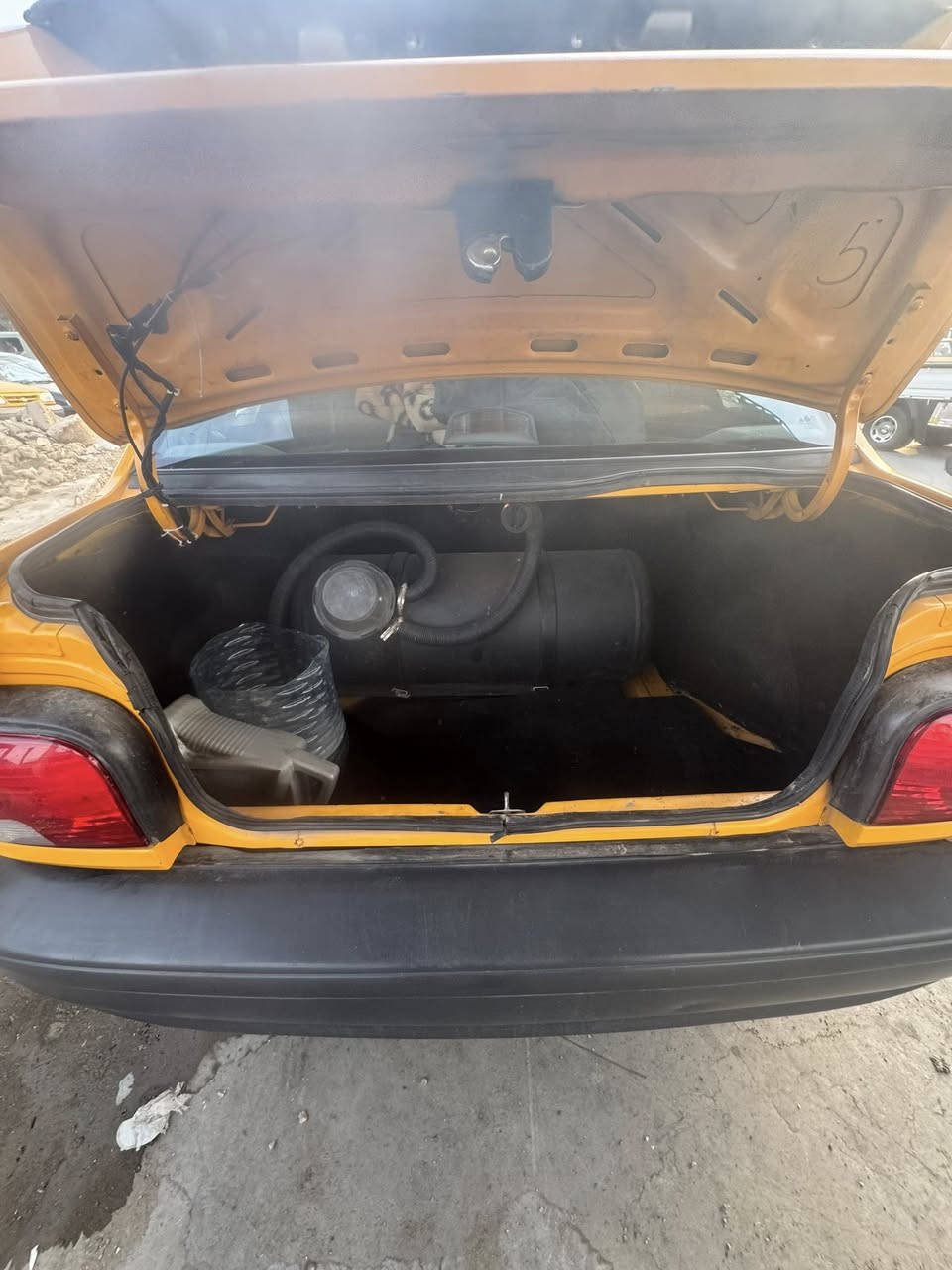 سلام عليكم لبيع سايبا 2024بغداد تحويل مباشر كفاله عده شبر خشم جاملغ صبغ ولباقي مكفول سياره غاز بانزين مكان بغداد جسر ديالى سعر65 وبيه مجال قليل ***********
