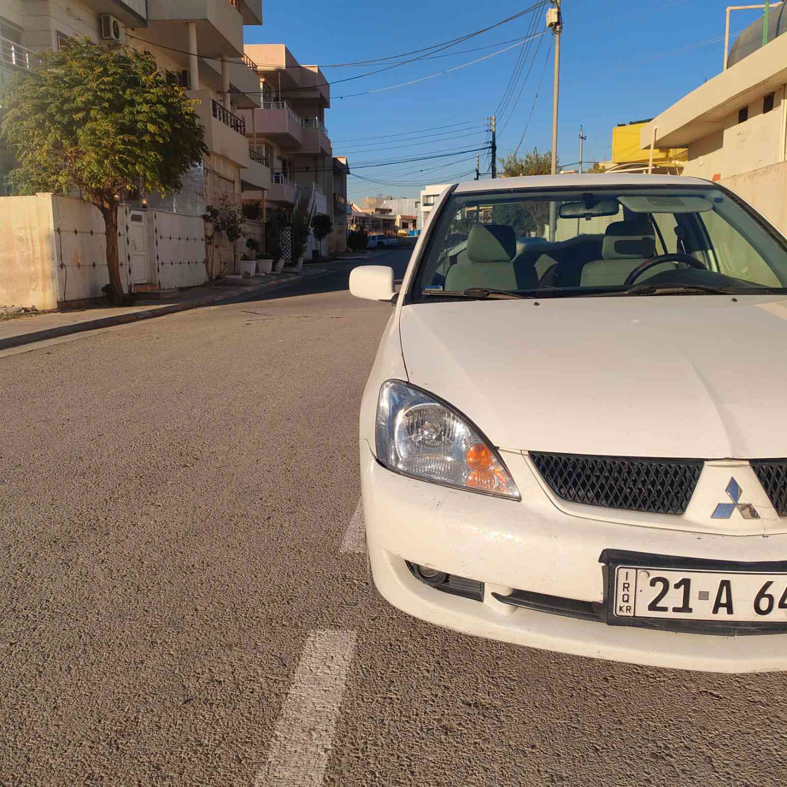 کوردی/عربي
سەلام و عەلیک 
🚗 میتسوبوشی لانسەر بۆ فرۆشتن
 مۆدێل: ٢٠٠٨

⚙️ گێڕ ئۆتۆماتیک و گێڕ و مەکینەی بەشەرت
🔧 مەکینەی کراوەتەوە و تەشفیت کراوەتەوە بەشەرت
❄️ تەبرید بەشەرت
🛞 ٤ تایەی تازەی لەسەرە
📡 سۆنەر دانراوە
🎨 بۆنیت لەسەر کاڵبوونەوە بۆیاخ کراوە و دوو چەمەلەغەکەش لەسەر شوخت بۆیاخ کراون

💰 سعری ٨٠ گەڵا و مەعامەلە
📱 ژمارە موبایل: ***********

ــــــــــــــــــــــــــــــــــــ

السلام عليكم 
🚗 ميتسوبيشي لانسر للبيع
 الموديل: 2008

⚙️ جير أوتوماتيك، جير والمكينة بشرط
🔧 المكينة مفتوحة وتم تصليحها بشرط
❄️ التبريد بشرط
🛞 ٤ إطارات جديدة عليها
📡 تم تركيب السونار

💰 السعر: 80 ورقة قابل للتفاوض
📱 رقم الموبايل: *********** السليمانية, العراق
