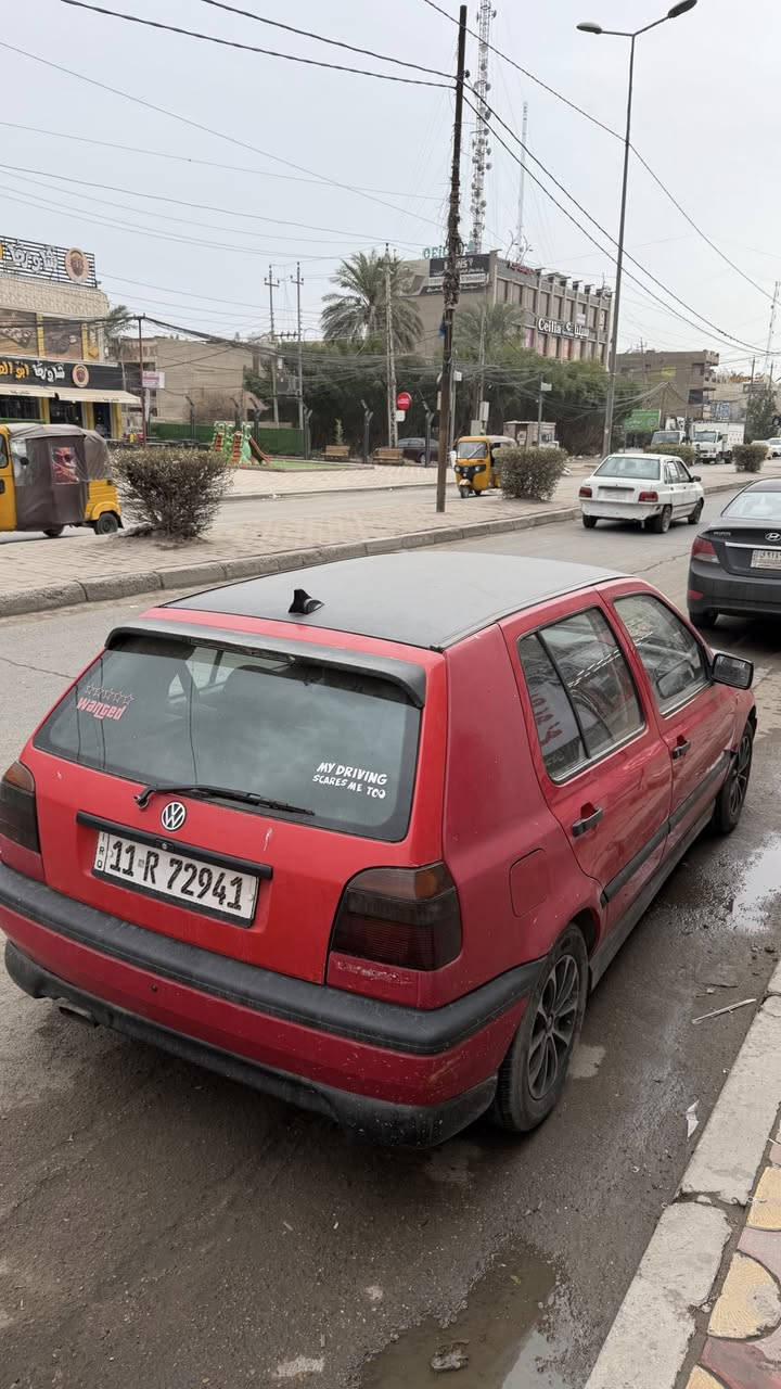 السلام عليكم كولف موديل 1992 محرك 1800 تبريد شغال سياره جاهزة السعر 48 وبيها مجال كير ومكينه بشرط للتواصل *********** مكاني بغداد الدورة حي الصحه
