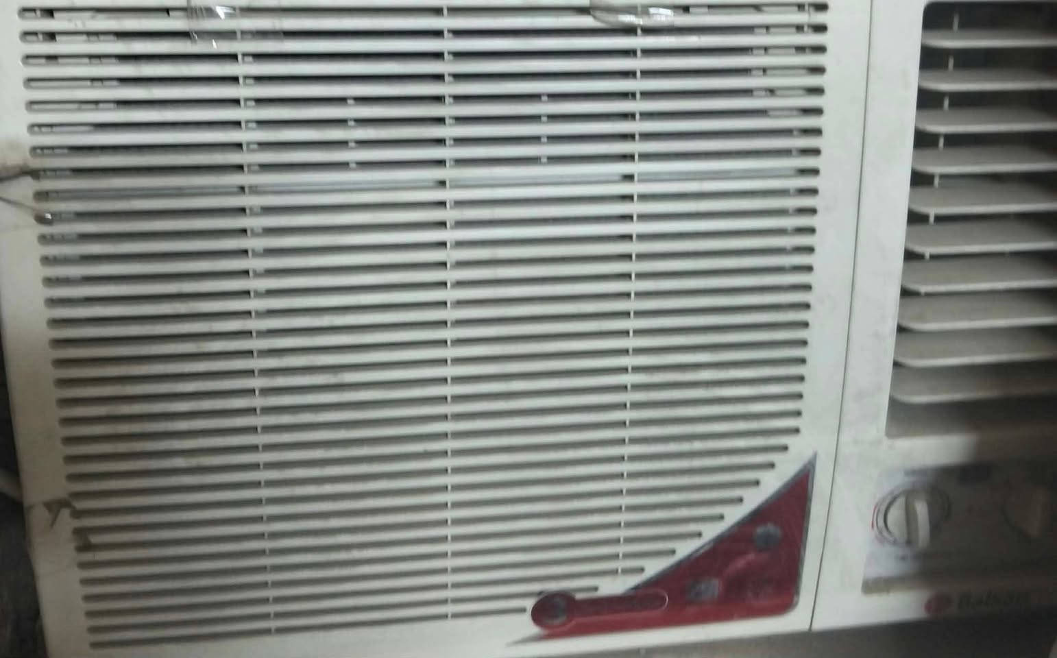 مجموعة اغراض للبيع اسعار مناسبة المكان بغداد لايوجد توصيل


**إذا كنت صاحب هذا الإعلان وتريد حذفه لأي سبب، رجاءا أرسل رسالة إلى الدعم الفني**