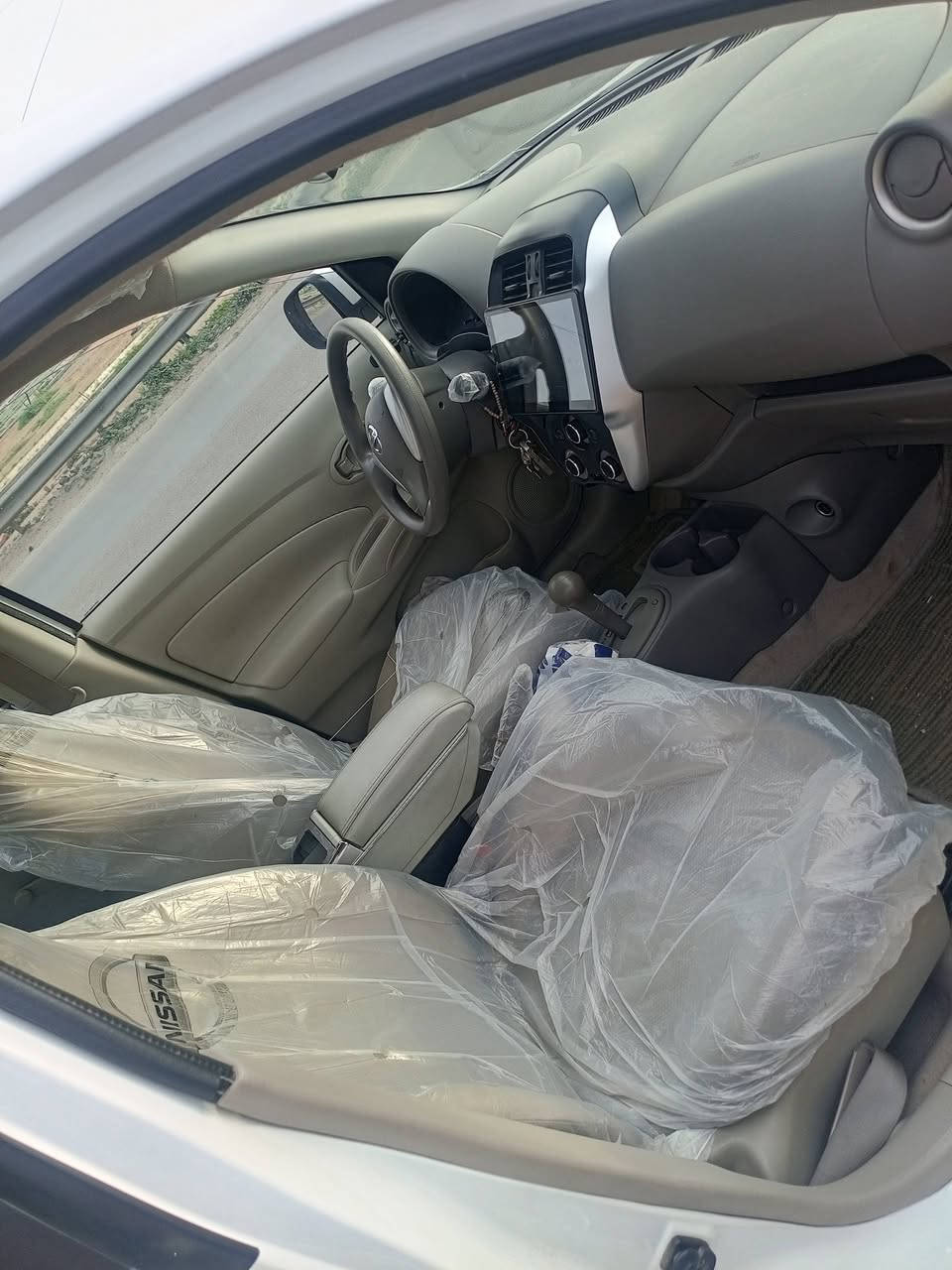 نيسان سني هندي ام البليته مديل 24 سياره مكفوله من ضربه وصبغ شركه السور مكاني بغداد الكرخ ***********
