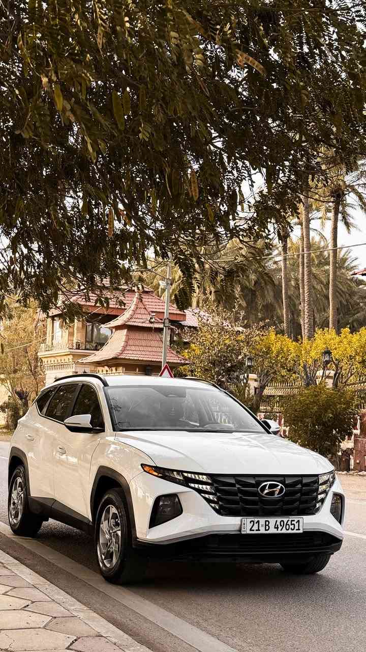 السلام عليكم
توسان 2023 وارد امريكي 
اللون ابيض
مواصفات  فول بلا فتحه
مكينة 2500 
بصمة وتشغيل عن بعد
كشنات جلد
تدفئة كشنات 
تبريد قطعتين
كشن كهرباء 
رادار امامي تحديد مسار 
قياده اليه
رادار جانبي نقطة عمياء 
جنطة كهرباء 
شاحن موبايل ذكي
ضررها ربع البونيد صبغ فقط والجاملغ بالضرر مفتوح وشادي نفسه يعني بس ربع البونيد صبغ فقط
السعر 198 وبي مجال
 ***********
العنوان ديالى خانقين
